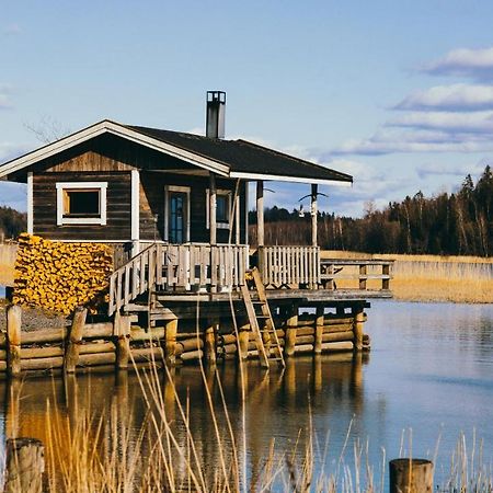 Lyhdyn Tila Hotel Kaarina Exterior photo